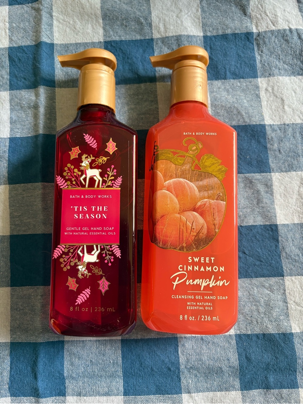 2 brand new Bath and body soaps